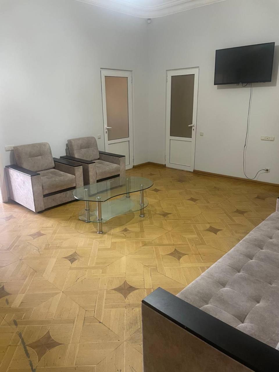 Olympic Hostel Ереван Экстерьер фото